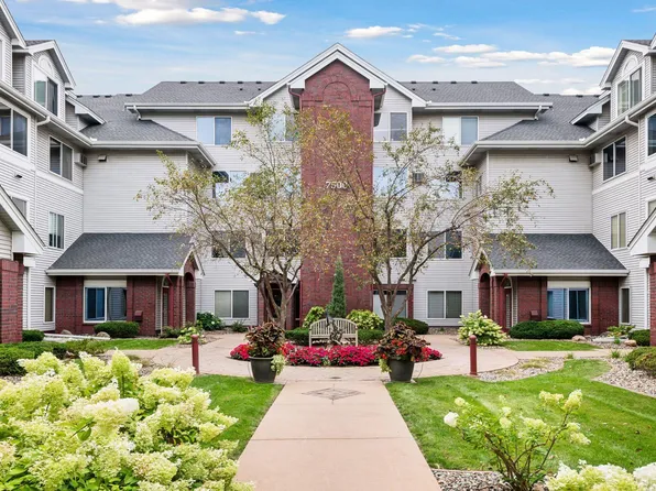 7500 Edinborough Way APT 3115, Edina, MN 55435