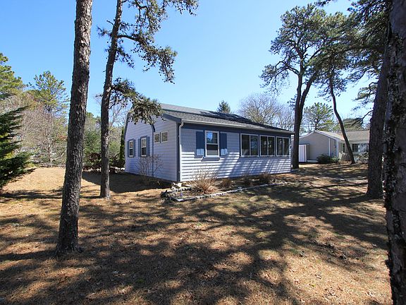 3rd image of 43 Pond Street #15