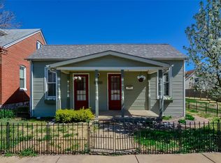 1412 N 3rd St, Saint Charles, MO 63301
