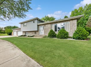 18730 Harding Ave, Flossmoor, IL 60422