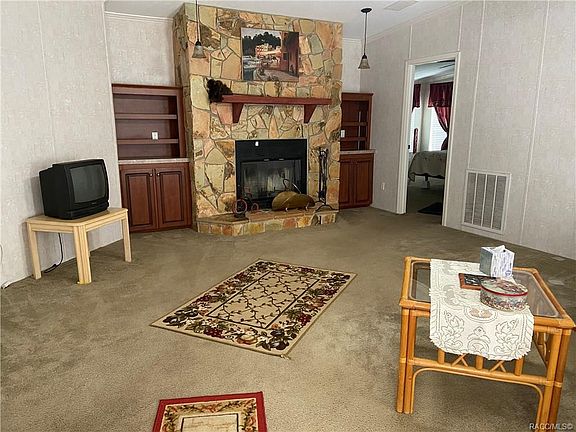 2nd image of 10945 W London Ln