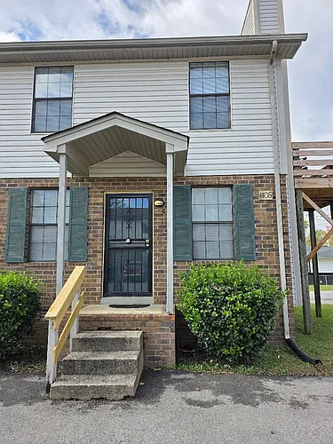 1105 Westchester Dr #C Photo 1