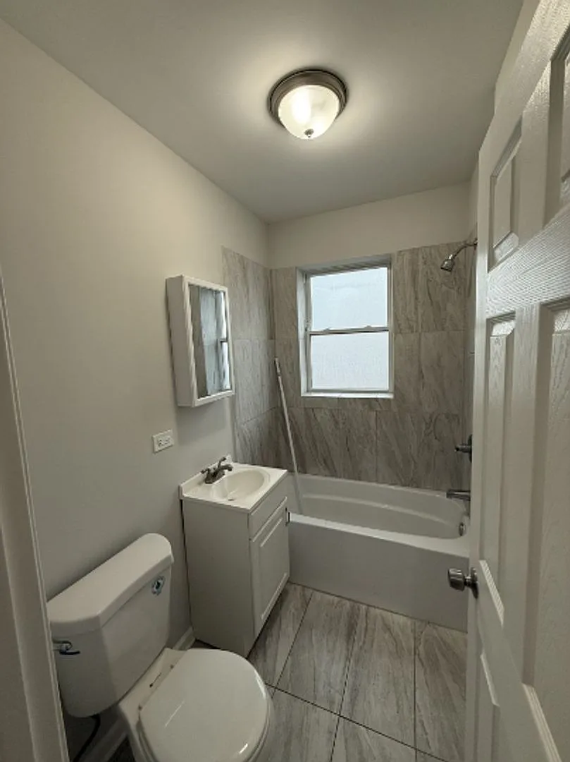 2123 South 51st Court — Photo 3