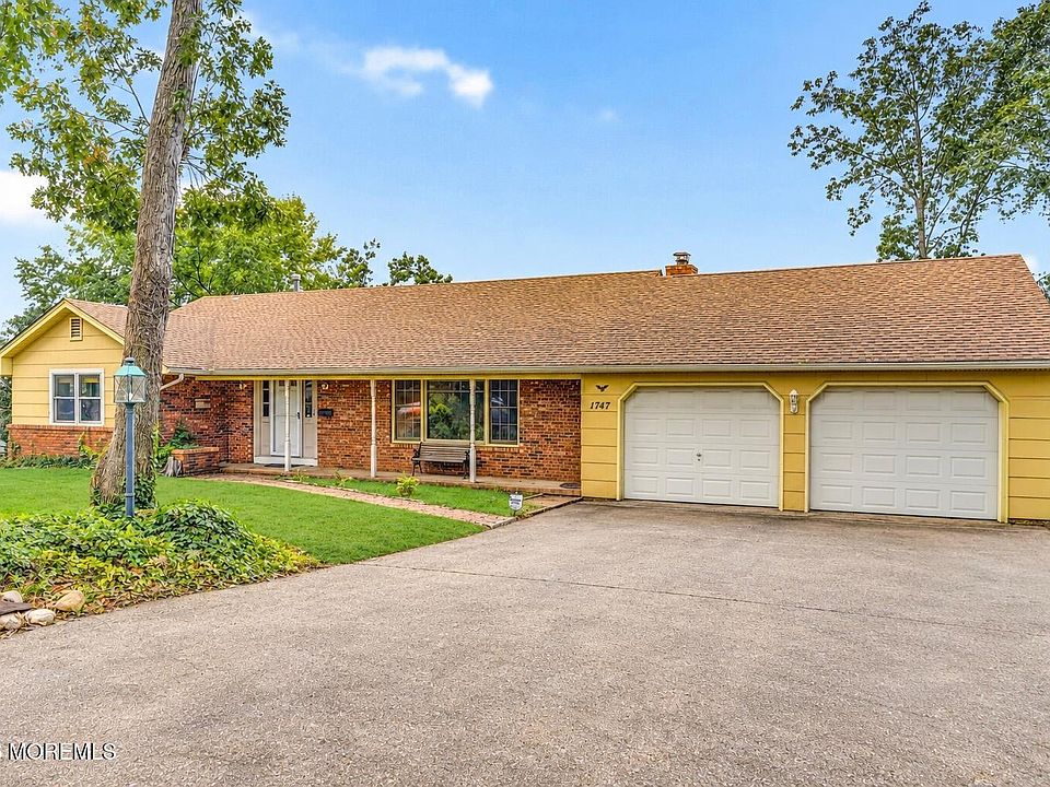 1st image of 1747 Forge Pond Road