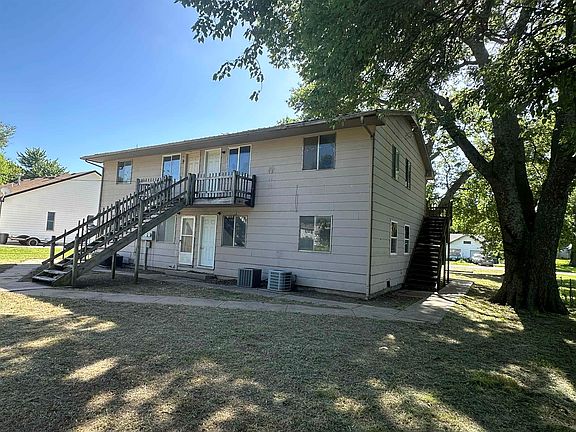 4th image of 612 S Forest St