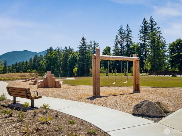 1291 Waterfall Way SE #2003, North Bend, WA 98045