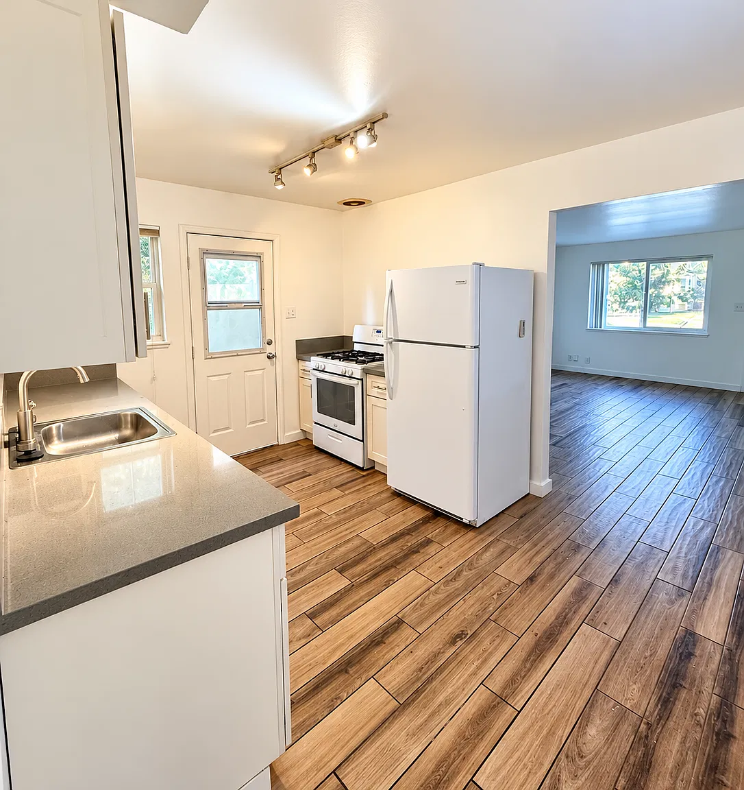 1 bed, 550 sqft, $1,395 — Photo 4