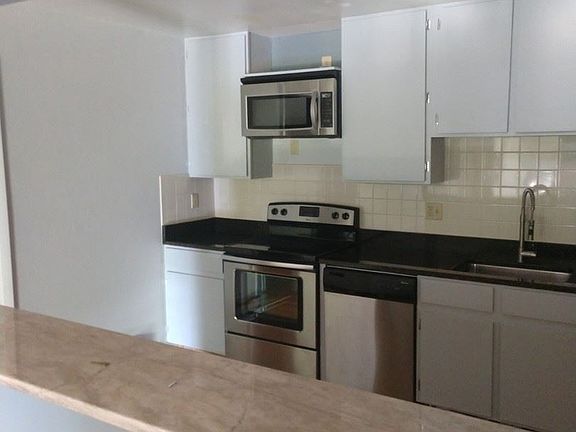 3rd image of 1118 City Park Ave APT 330