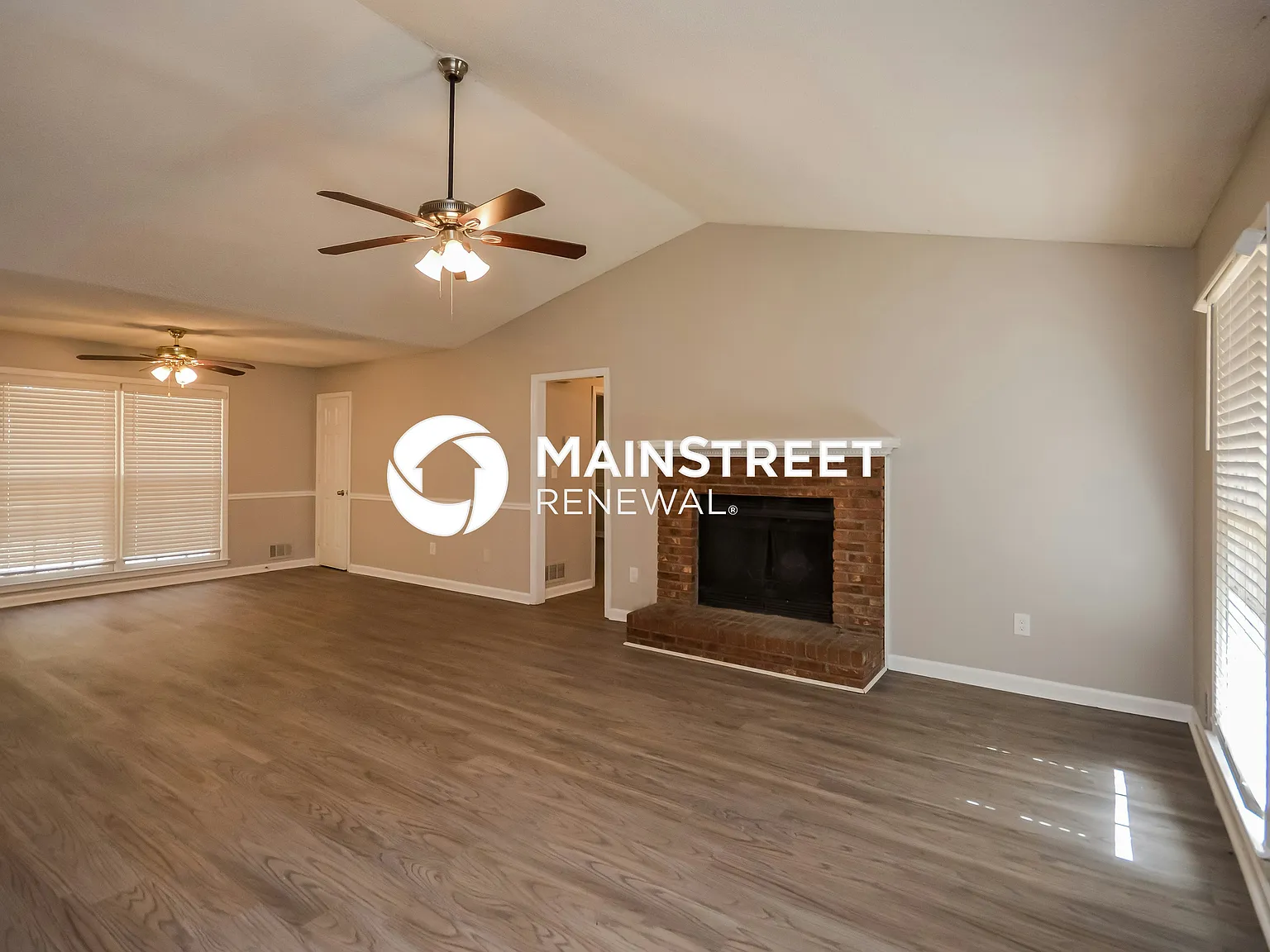 4801 Cedar Brook Dr SE — Photo 2