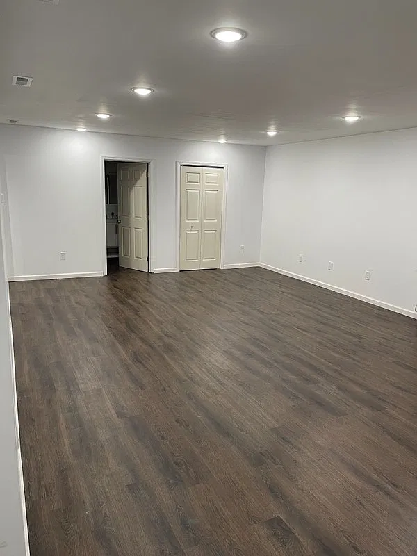 3 bed, 1.0 bath, 1280 sqft, $1,200 — Photo 3