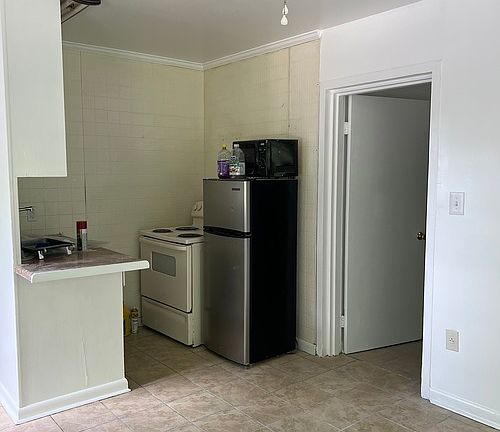 2nd image of 304 W Sevier Hts APT 3