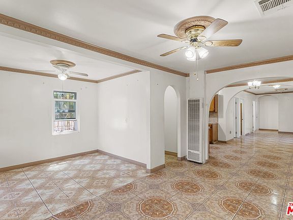 3rd image of 1326 W 96th St