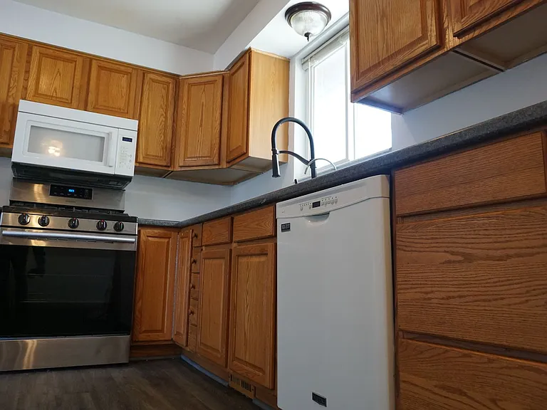3671 W Cordele Cir — Photo 6