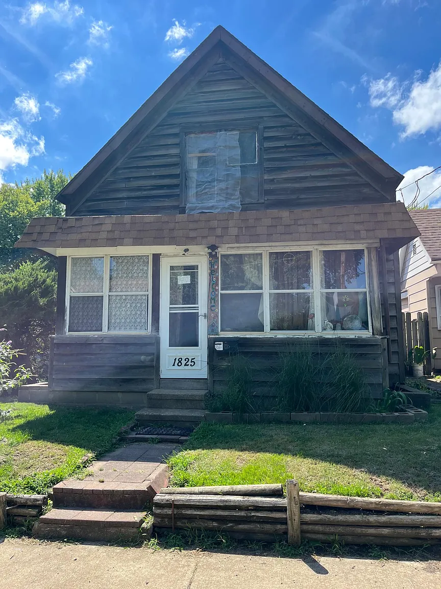 1825 S Arago St photo 1
