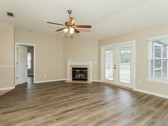 5th image of 1626 Sugarpine Dr