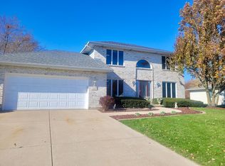 315 Andrea Dr, Manhattan, IL 60442