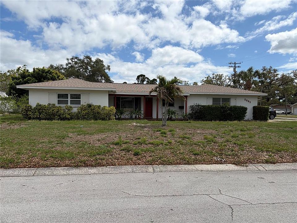 1st image of 2001 Croydon Dr
