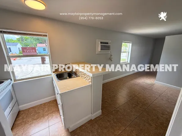 1336 NE 1st Ave W, Fort Lauderdale, FL 33304