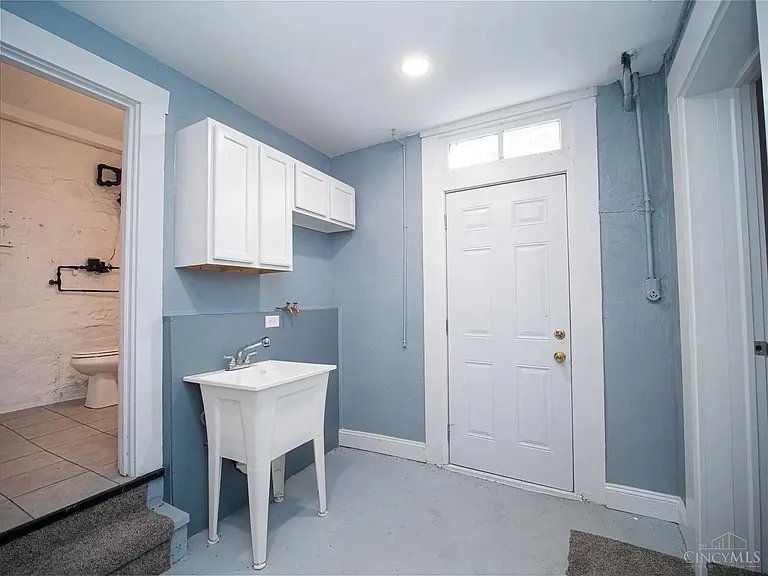4239 Eastern Ave — Photo 15