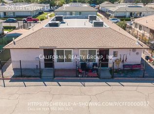 526 Greystone Ln APT 3, Hemet, CA 92543