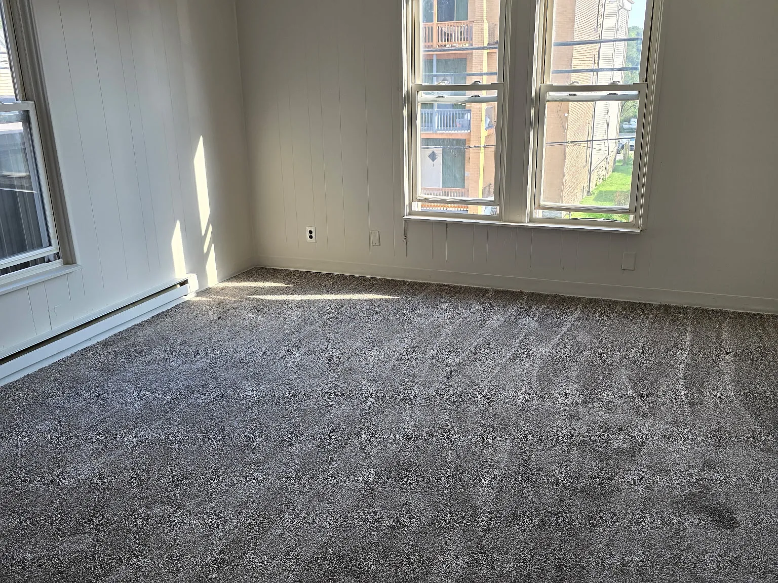 Zoyne Realty, LLC - 1 - 2nd floor — Photo 4