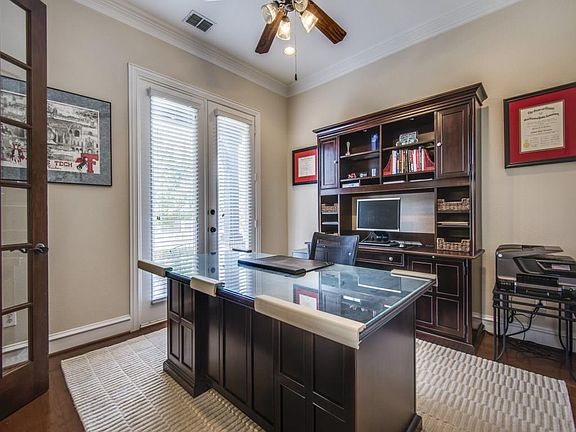 4th image of 2341 Maidens Castle Dr