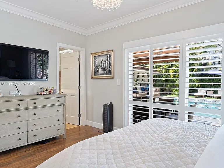 4750 Alhambra Cir — Photo 35