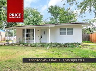200 S Sunset Ave, Haysville, KS 67060