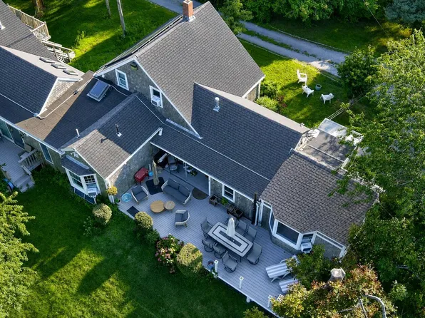 138 Chase Street, Hyannis, MA 02601