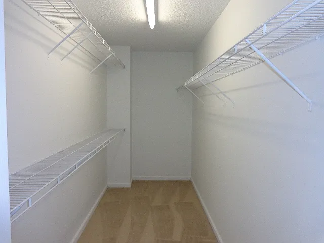 4615 Ridgefair Dr — Photo 10