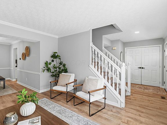 3rd image of 5428 Latrobe St