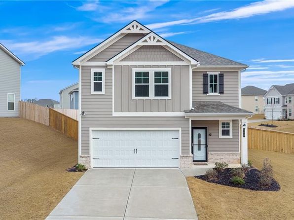 144 Chapel Hill Pkwy, Newnan, GA 30263