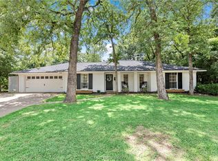 3112 Hummingbird Cir, Bryan, TX 77807