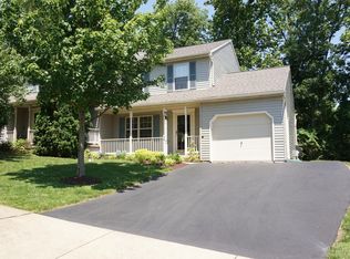 69 Mill Pond Dr, Lancaster, PA 17603