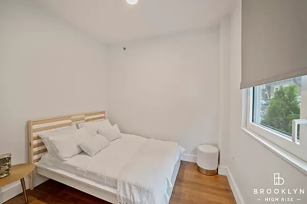 Rented by Brooklyn High Rise LLC | media 6