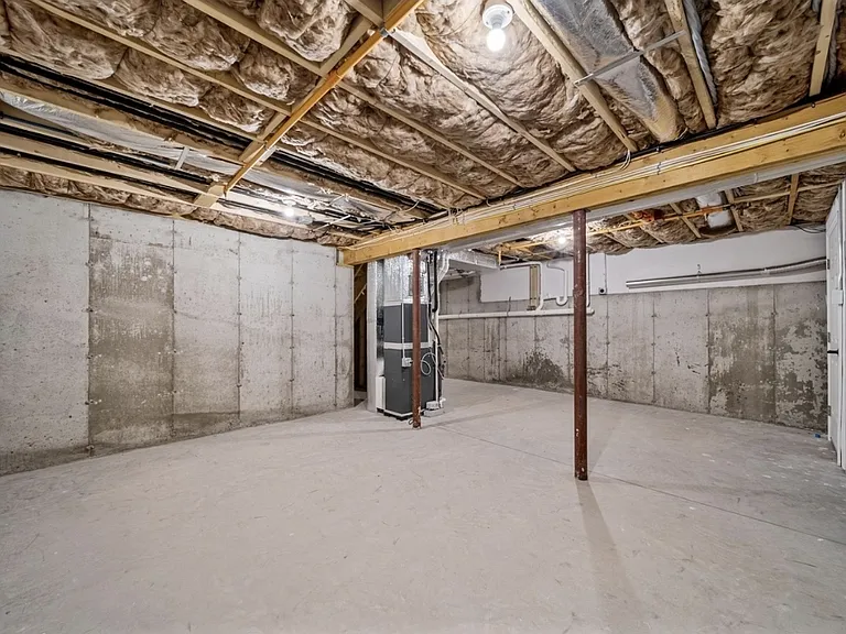 5 Dumaine Ave #C — Photo 20
