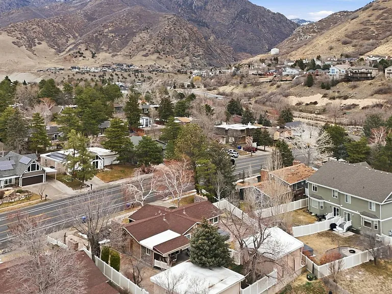 Neighborhood