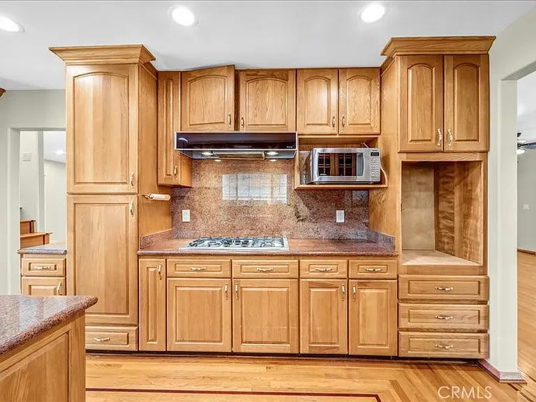 1315 W Valleyheart Dr — Photo 16