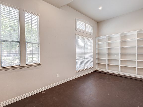 3rd image of 1220 Apache Lake Dr