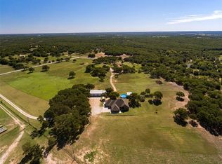 368 Horn Rd, Bowie, TX 76230