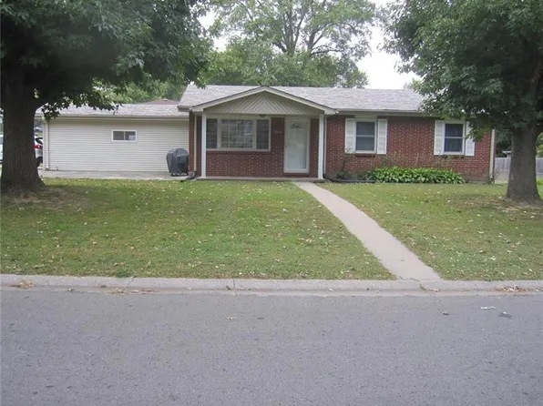 5904 Steven Dr, Saint Joseph, MO 64503
