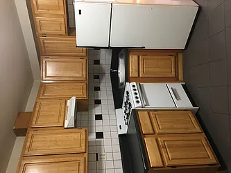 Rented by Peter Meskouris LREB