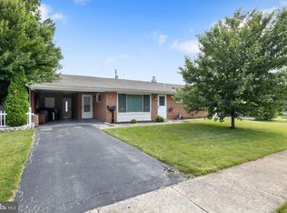 728 Gunnison Rd, York, PA 17404