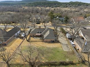 9607 Ravenswood Rd, Granbury, TX 76049