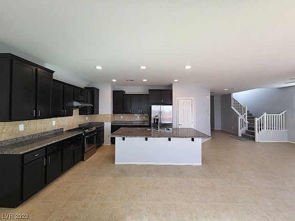 3rd image of 8027 Kemblefield Ave