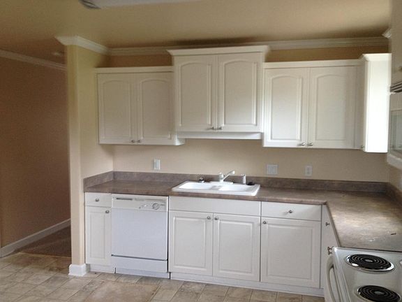 5th image of 221 Murphy Ave #B