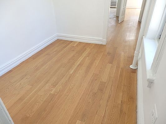 2nd image of 437 W 36th St APT 4A