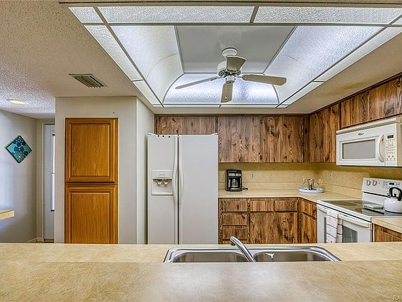 3rd image of 5 Cypress Run APT 56C