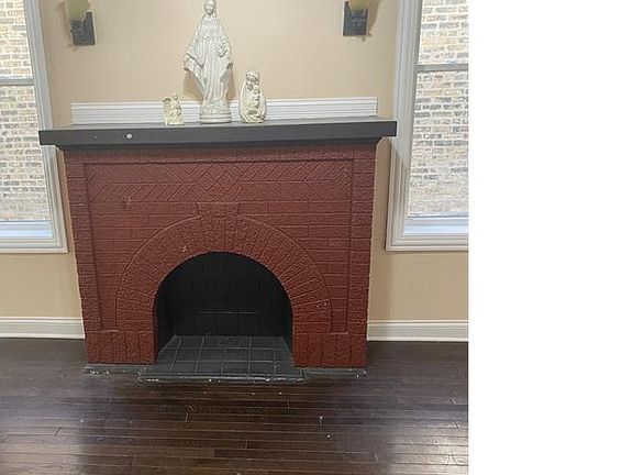 4th image of 6548 S Saint Lawrence Ave #1