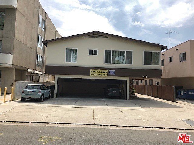 1st image of 918 S Bedford St APT 4